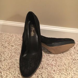 Black lace heels